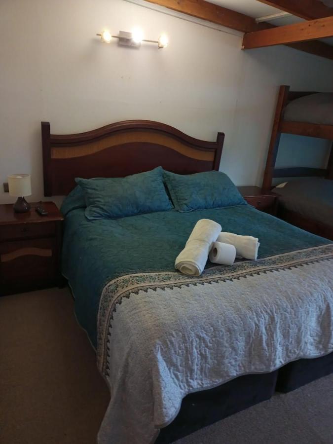 Hostal Valentino Villarrica Esterno foto