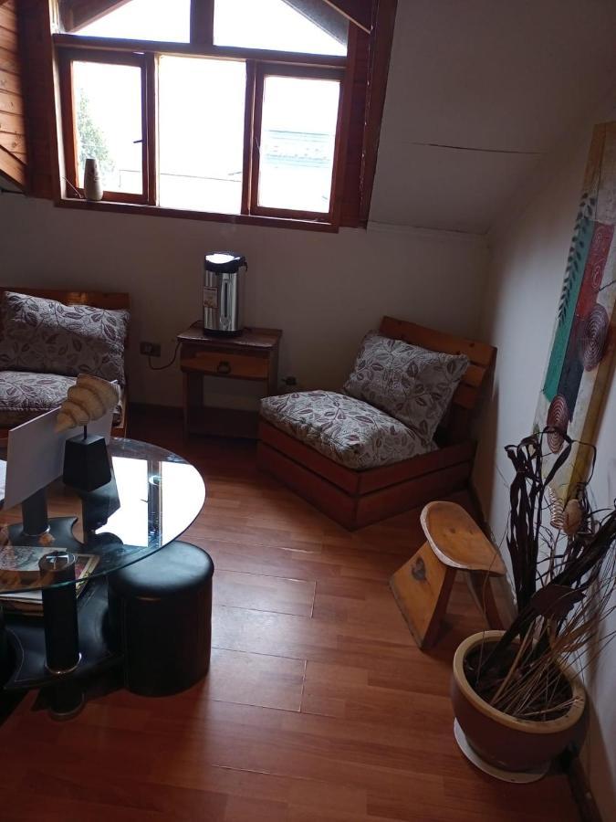 Hostal Valentino Villarrica Esterno foto
