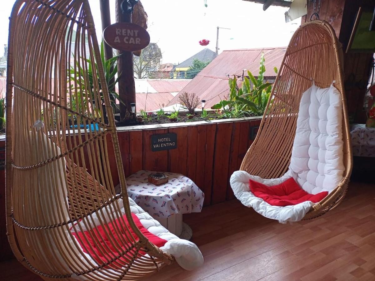 Hostal Valentino Villarrica Esterno foto