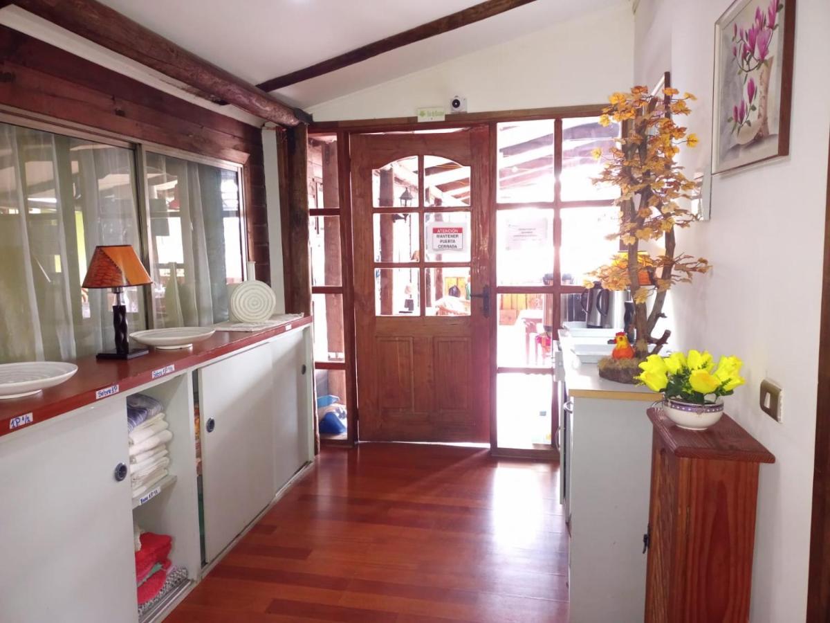 Hostal Valentino Villarrica Esterno foto